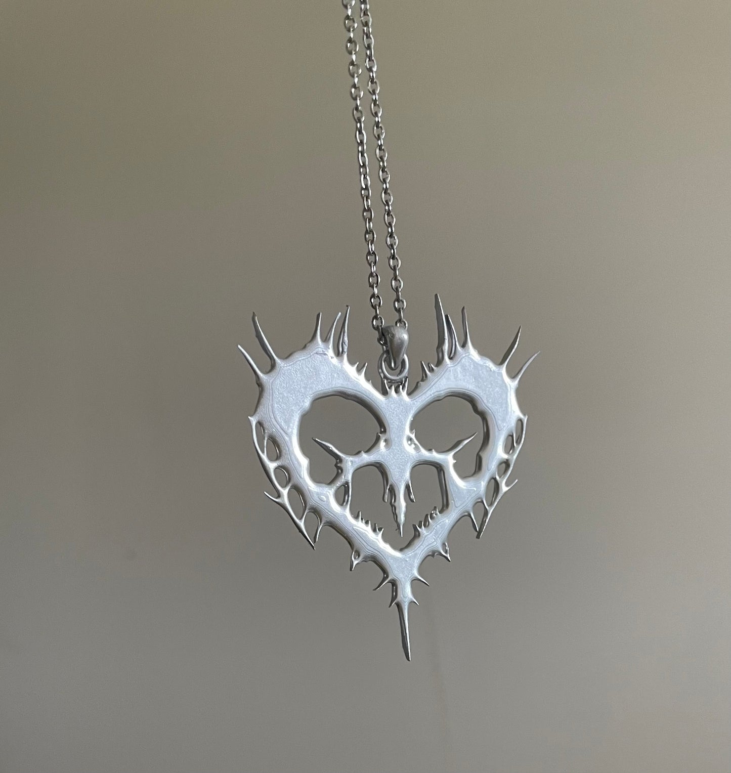 Seraphs Thorn Necklace